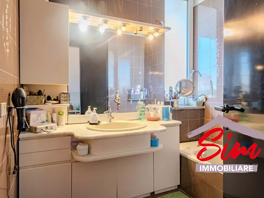 Immagine 35 di Villa in vendita  in Via Roncaglione snc a Casalino