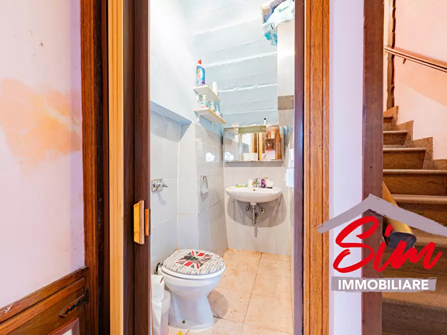 Immagine 12 di Casa semindipendente in vendita  in Via Martiri snc a Cavaglio D'agogna