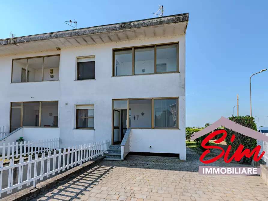 Immagine 2 di Villetta a schiera in vendita  in Via Ludovico Antonio Muratori SNC a Novara