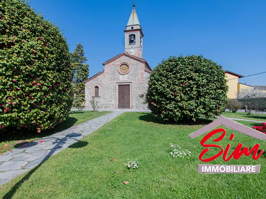 Immagine 21 di Terratetto in vendita  in Piazza Regina Margherita 11 a Mandello Vitta