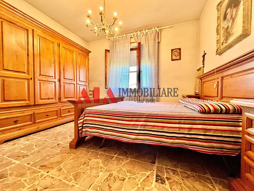 Immagine 15 di Villa in vendita  in Via del Popolo a Pontedera