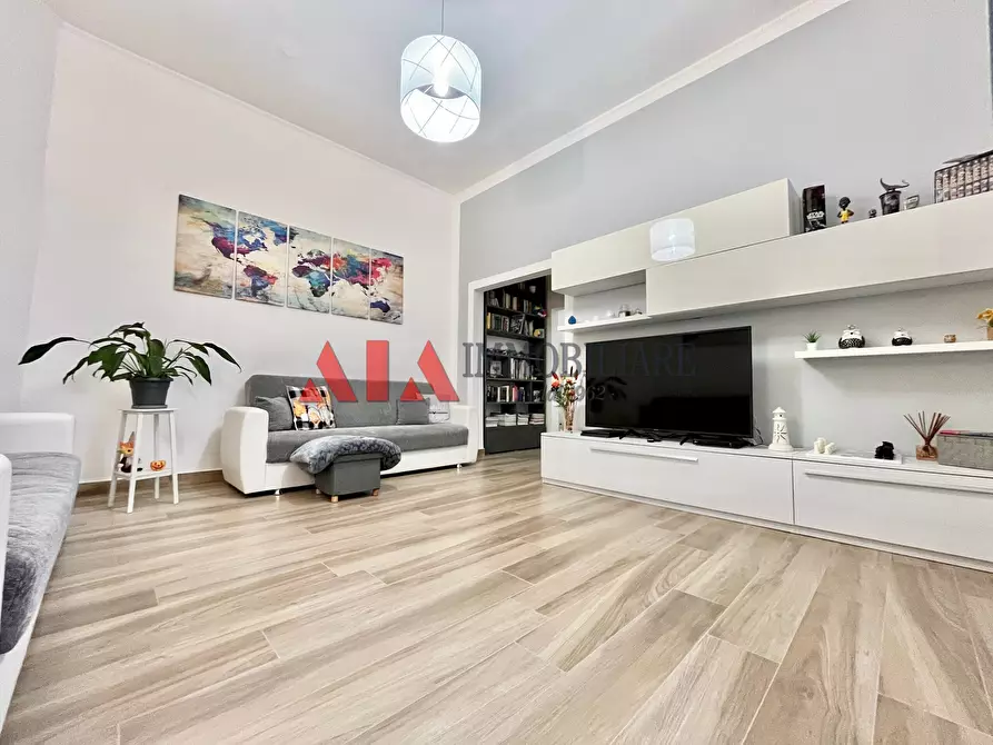 Immagine 4 di Pentalocale in vendita  in Via Indipendenza a Livorno