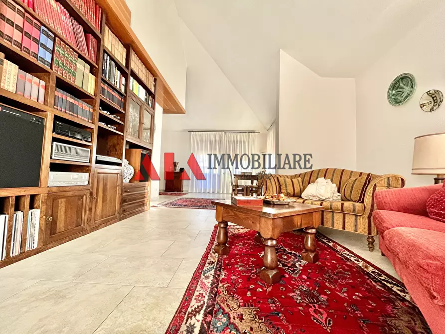 Immagine 6 di Attico in vendita  in Via Vittorio Veneto a Pontedera