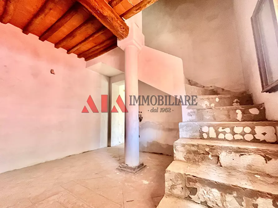 Immagine 7 di Casa bifamiliare in vendita  in SS439 57 a Buti