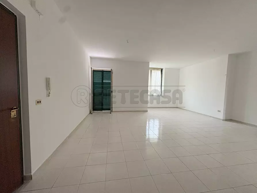 Immagine 6 di Pentalocale in vendita  in Via de Sanctis a Marcianise