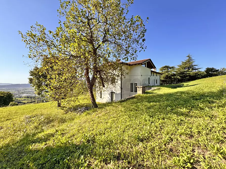 Immagine 6 di Casa indipendente in vendita  a Cornedo Vicentino