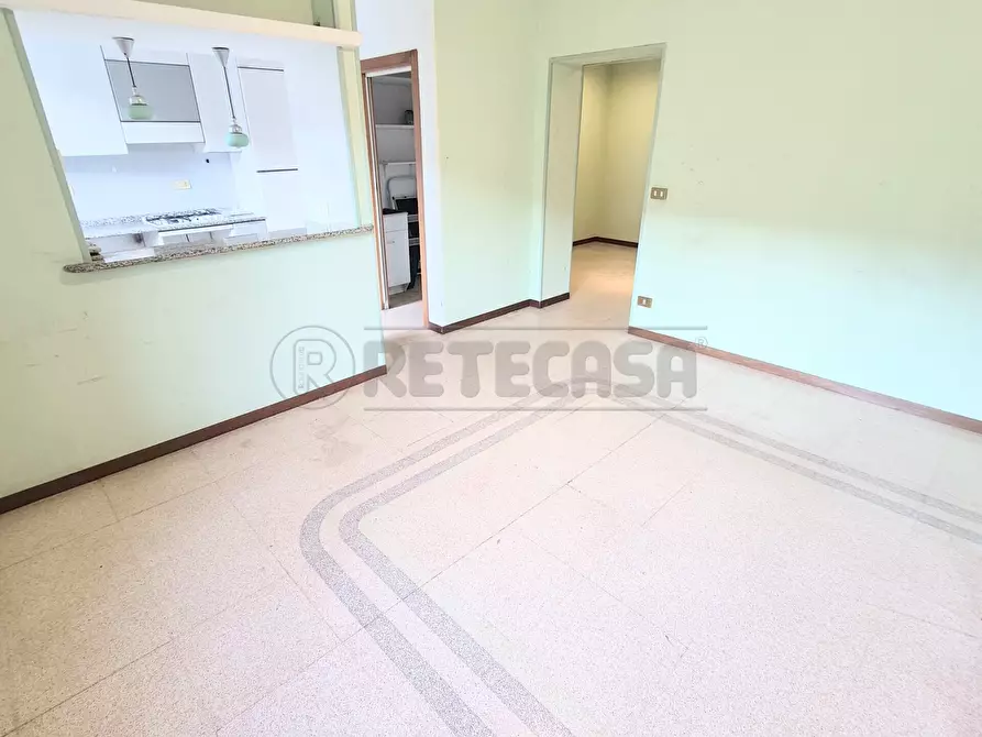 Immagine 4 di Trilocale in vendita  a Pescara