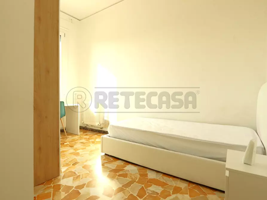 Immagine 9 di Stanza singola in affitto  in corso Padova a Vicenza