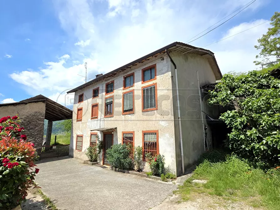 Immagine 1 di Casa indipendente in vendita  in Via Grande a Cornedo Vicentino