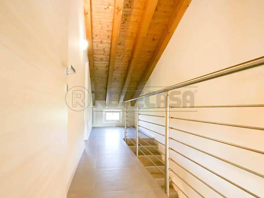 Immagine 22 di Porzione di casa in affitto  in VIA CAPITELLI 21 a Pozzoleone