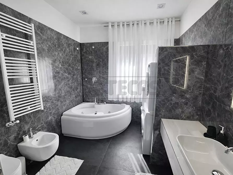 Immagine 17 di Bilocale in affitto  in Via Dante a Quinto Vicentino