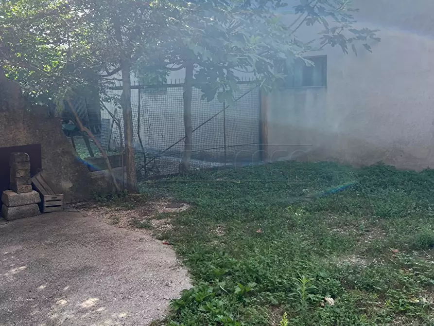 Immagine 2 di Rustico / casale in vendita  in Via Indipendenza 19 a Puegnago Sul Garda