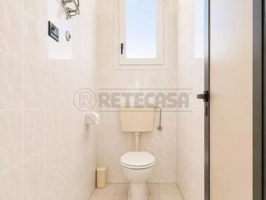 Immagine 19 di Ufficio in affitto  in Via dei Colli 33 a Padova