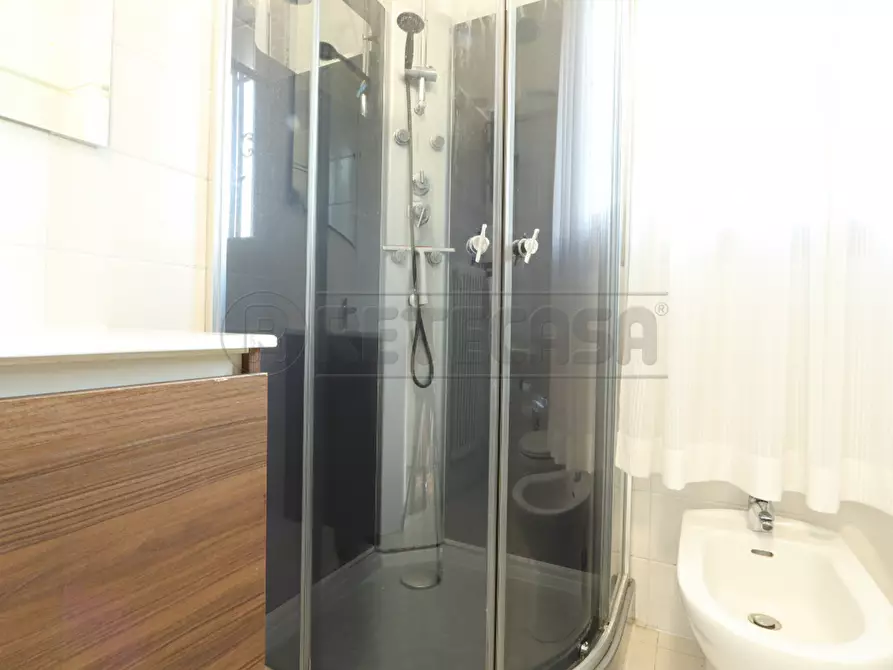 Immagine 12 di Stanza singola in affitto  in Corso Padova a Vicenza