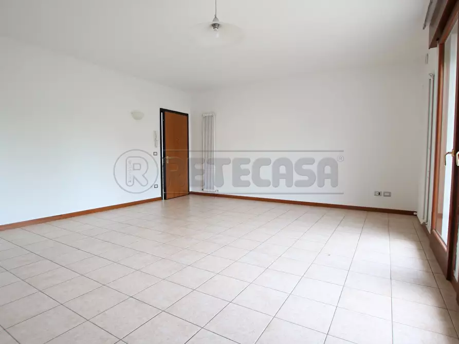 Immagine 4 di Bilocale in vendita  in Via Giovanni Falcone a Barbarano Mossano