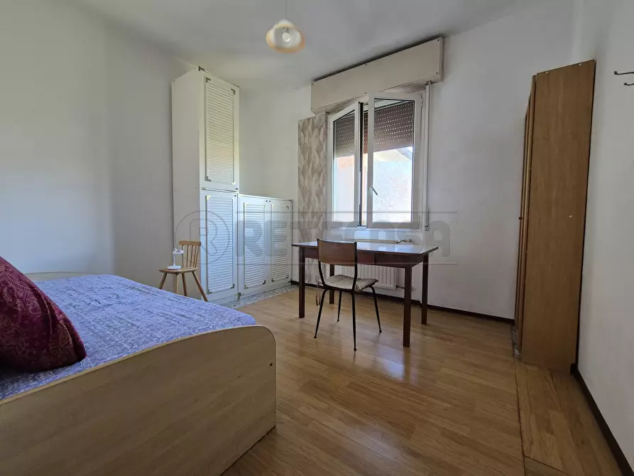 Immagine 16 di Quadrilocale in vendita  in Via Olona a Cremona