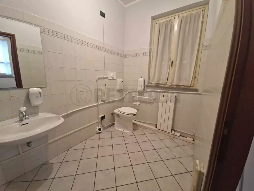 Immagine 14 di Locale commerciale in affitto  in Via Chiara Novella a Cremona