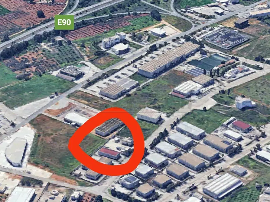 Immagine 16 di Attività artigianale in vendita  a Castelvetrano