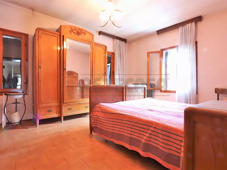 Immagine 35 di Casa bifamiliare in vendita  in Via S. Teobaldo a Longare