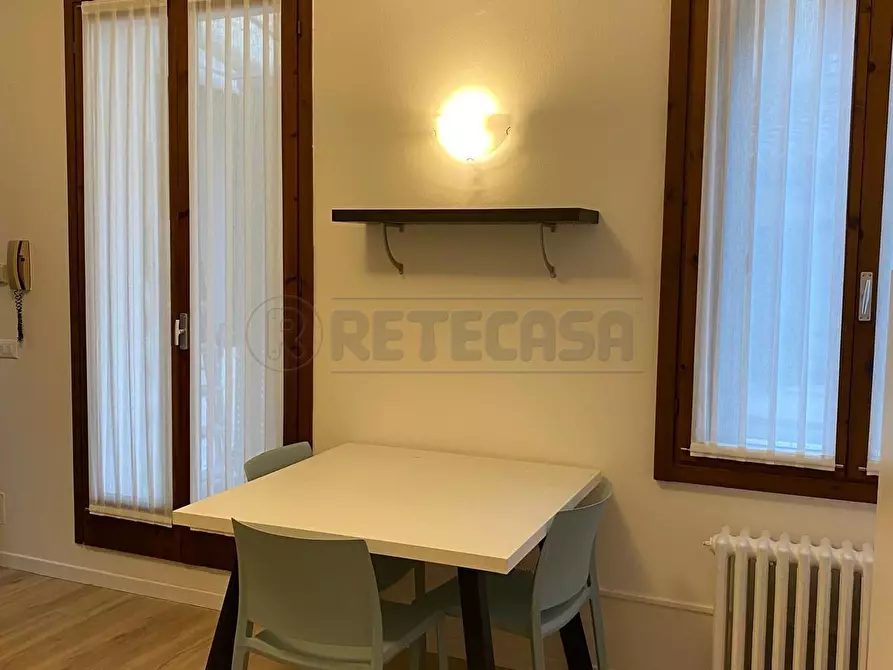 Immagine 6 di Appartamento in affitto  a Vicenza