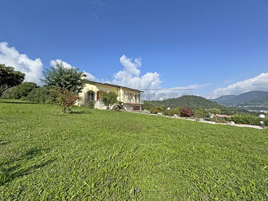 Immagine 9 di Casa indipendente in vendita  in via monte 4 a Brogliano