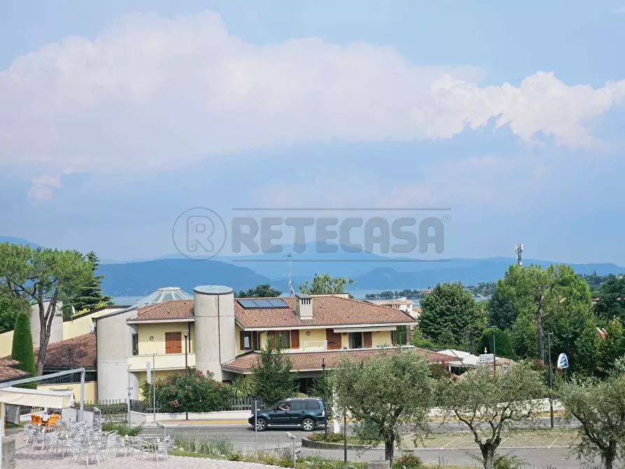Immagine 3 di Appartamento in vendita  in Strada Provinciale 39 a Manerba Del Garda