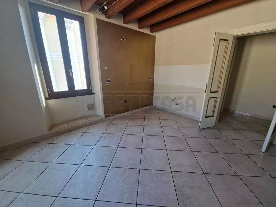 Immagine 10 di Trilocale in vendita  in Piazza Abbazia a Pontevico
