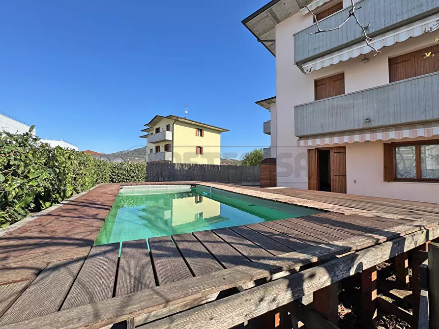 Immagine 2 di Appartamento in vendita  in Via XXV Aprile 4 a Brogliano