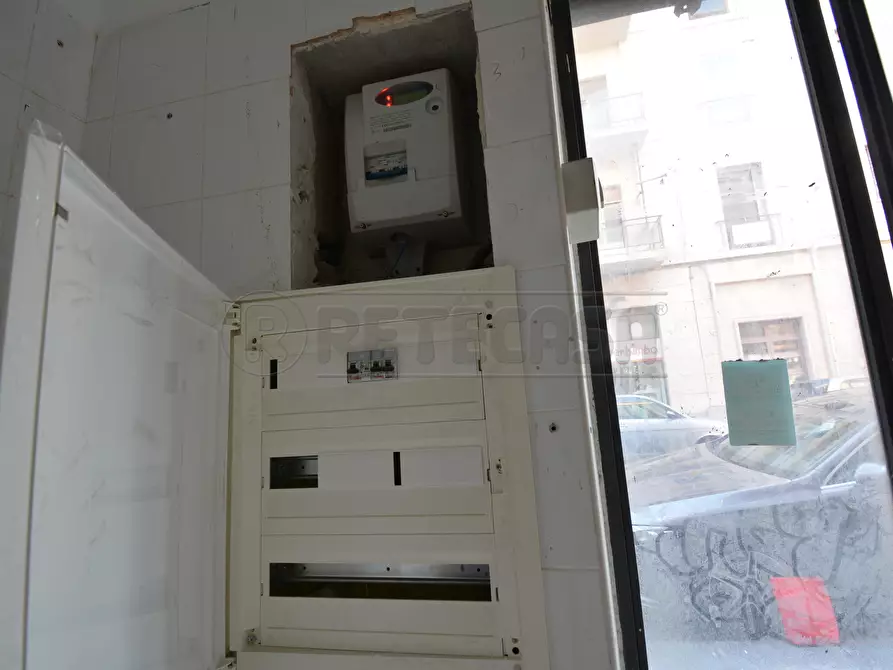 Immagine 9 di Locale commerciale in vendita  in Via Ettore Lombardo Pellegrino 44 a Messina