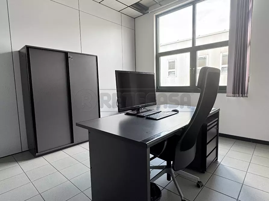 Immagine 2 di Ufficio in affitto  a Vicenza