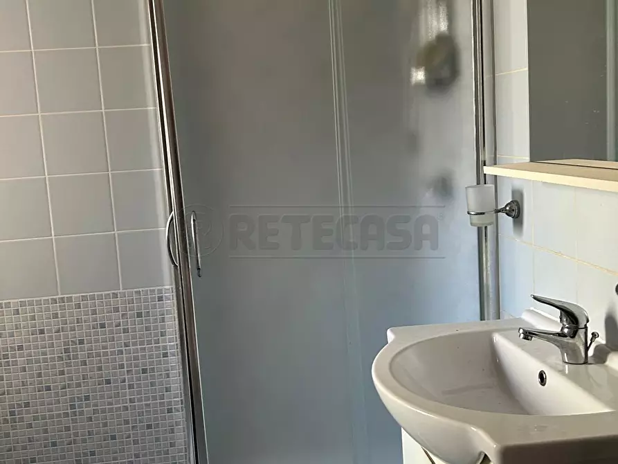 Immagine 12 di Trilocale in vendita  in via Salvati 74 a Caltanissetta