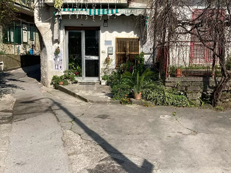 Immagine 4 di Magazzino in affitto  a Fisciano