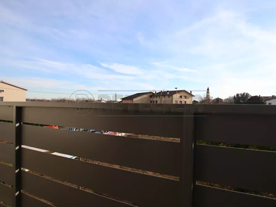 Immagine 10 di Porzione di casa in vendita  a Caldogno