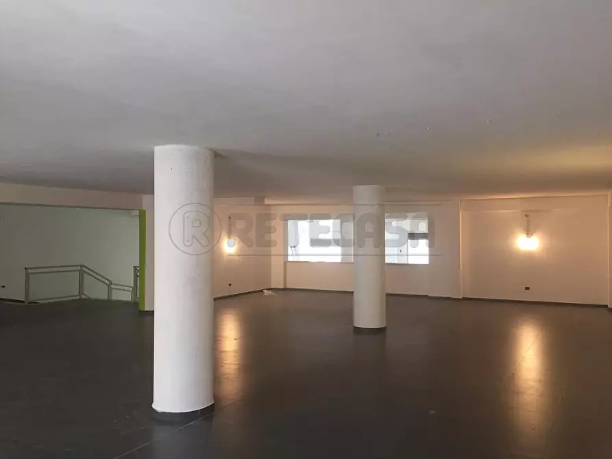 Immagine 15 di Locale commerciale in affitto  a Mazara Del Vallo