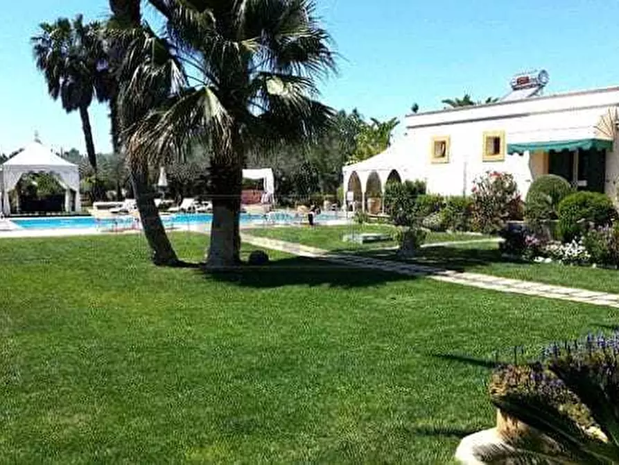 Immagine 6 di Villa in vendita  a Castelvetrano