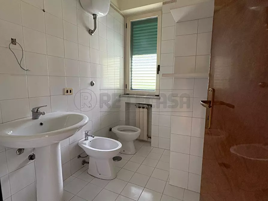 Immagine 34 di Pentalocale in vendita  in Via de Sanctis a Marcianise