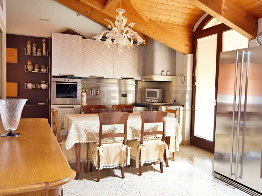 Immagine 5 di Attico in vendita  a Arzignano