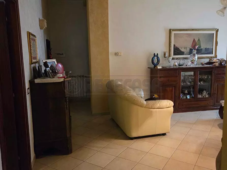 Immagine 7 di Quadrilocale in affitto  a Caltanissetta