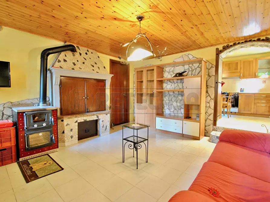 Immagine 8 di Casa semindipendente in vendita  in via capitello 47 a Brogliano