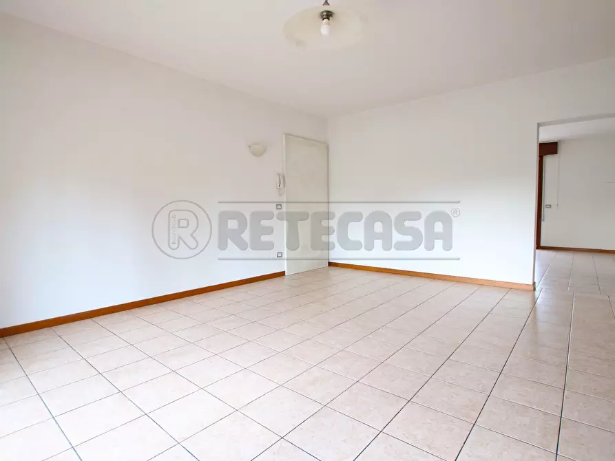 Immagine 5 di Bilocale in vendita  in Via Giovanni Falcone a Barbarano Mossano