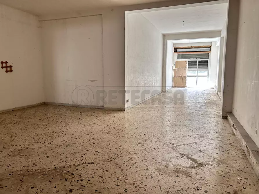 Immagine 2 di Magazzino in vendita  in Via Toscana 38 a Caltanissetta