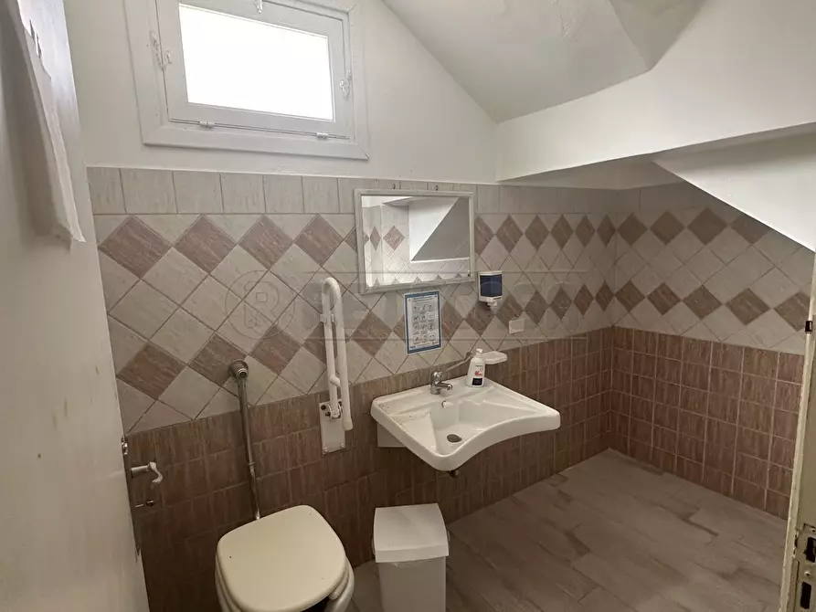 Immagine 11 di Pizzeria / Pub in vendita  a Campobello Di Mazara