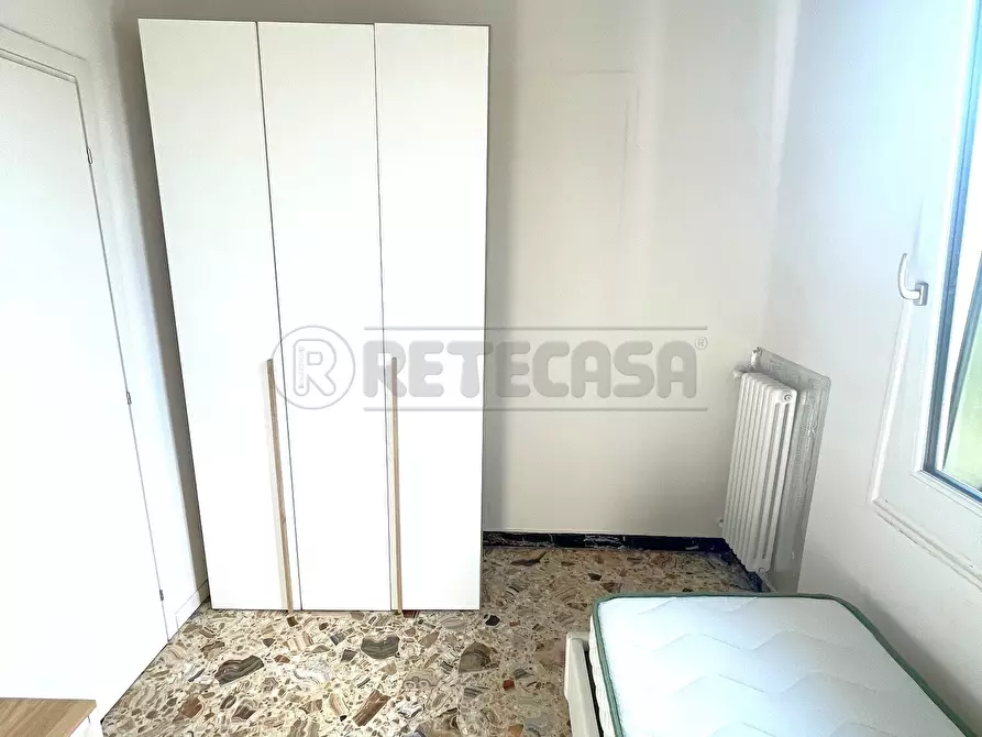 Immagine 12 di Stanza singola in affitto  in corso Padova a Vicenza