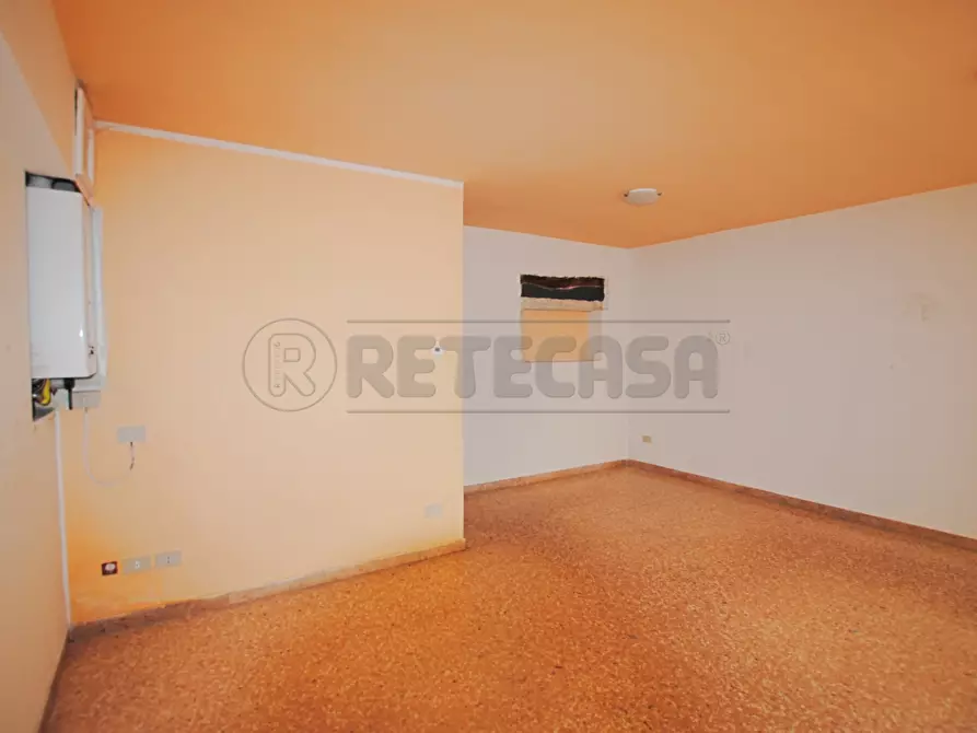 Immagine 6 di Locale commerciale in affitto  in RASIA DAL POLO a Cornedo Vicentino