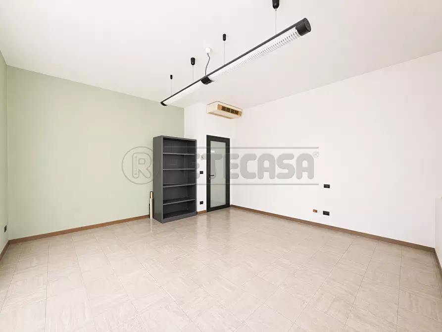 Immagine 12 di Ufficio in affitto  in Via dei Colli 33 a Padova