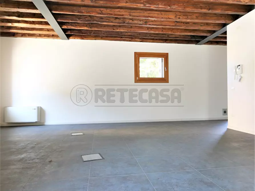 Immagine 12 di Ufficio in vendita  a Vicenza