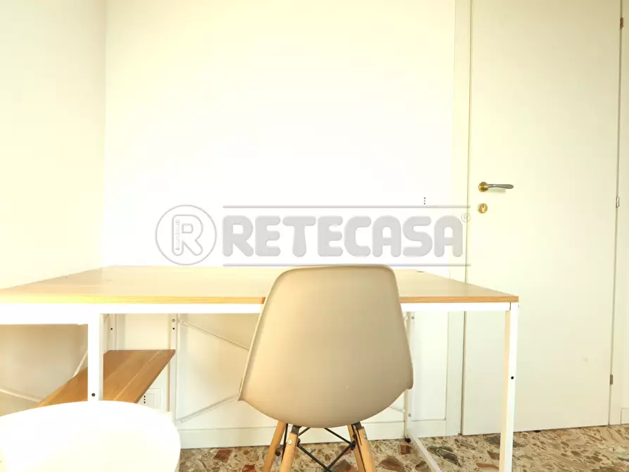 Immagine 6 di Stanza singola in affitto  in corso Padova a Vicenza