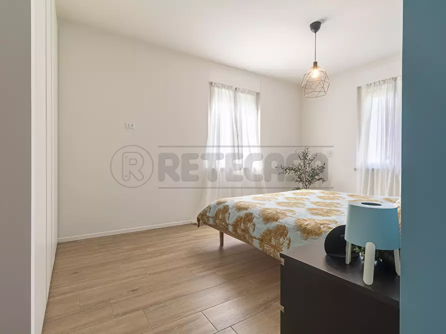Immagine 11 di Trilocale in vendita  in Viale Brenta 83 a Tezze Sul Brenta