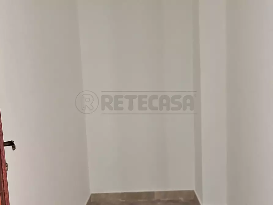 Immagine 26 di Pentalocale in vendita  in Via Libertà 12 a Caltanissetta