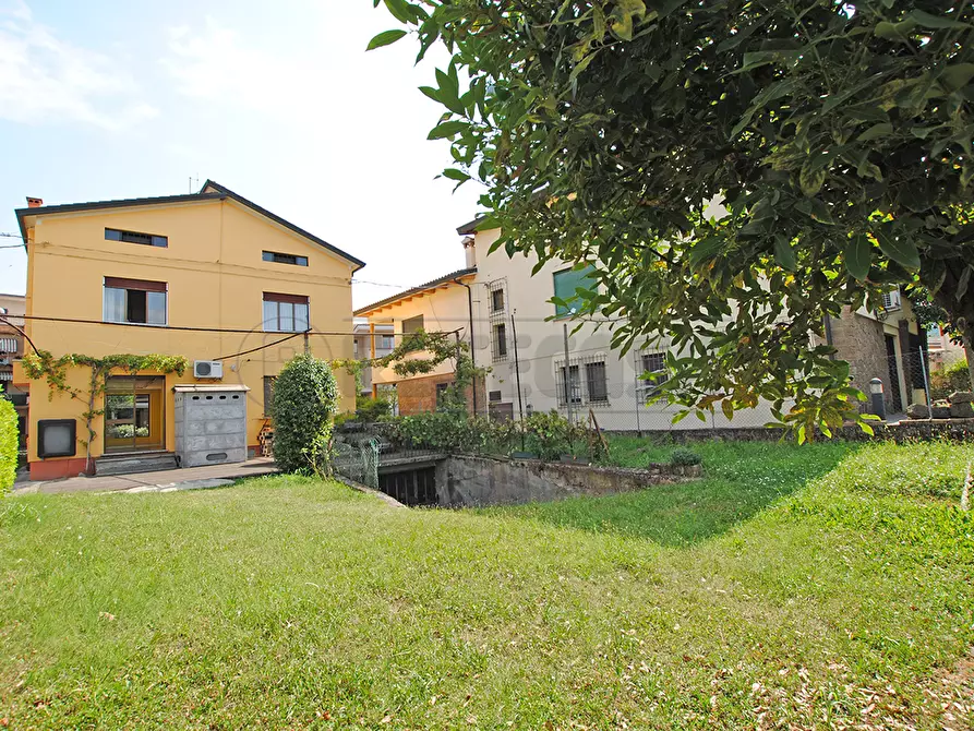 Immagine 1 di Casa indipendente in vendita  in via roma 106 a Trissino